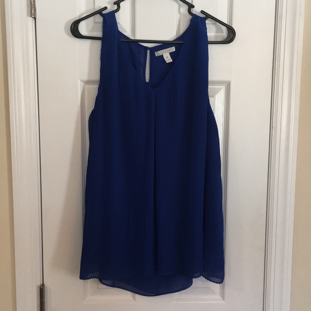 Dana Buchman Sleeveless Blouse